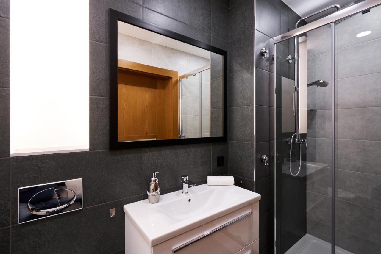 Prestige Apartamenty Vinci Centrum 凯尔采 外观 照片