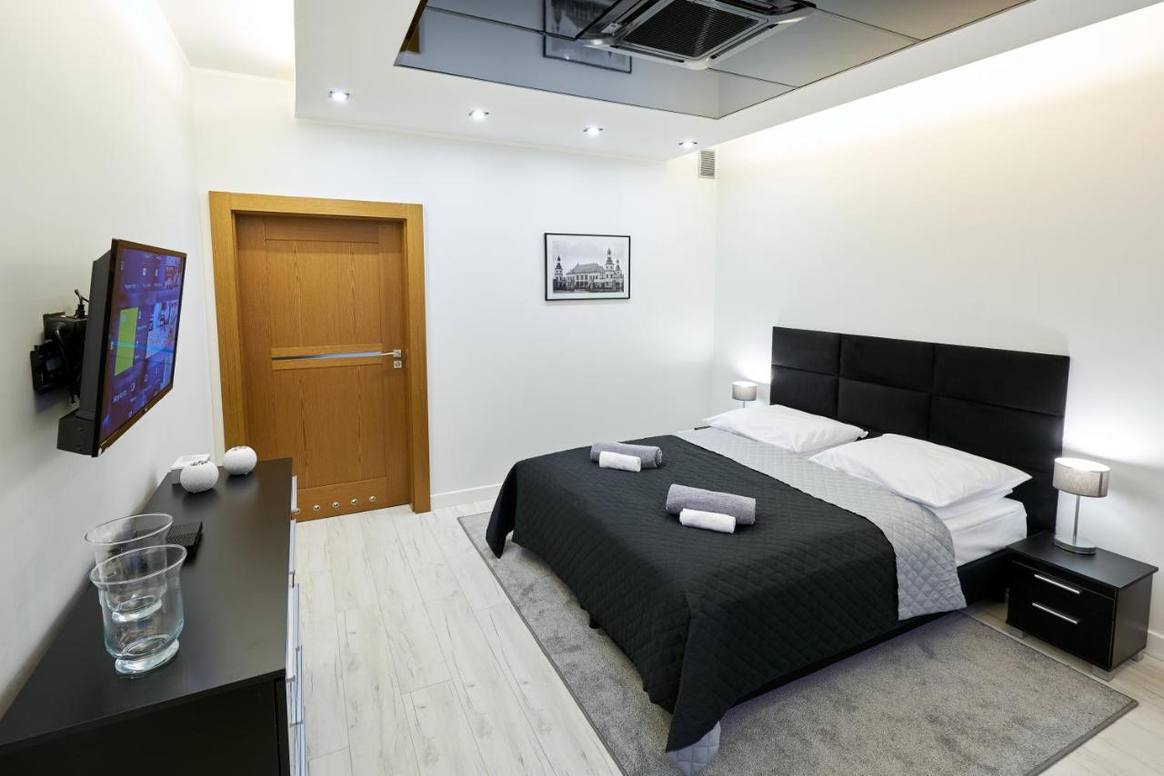 Prestige Apartamenty Vinci Centrum 凯尔采 外观 照片