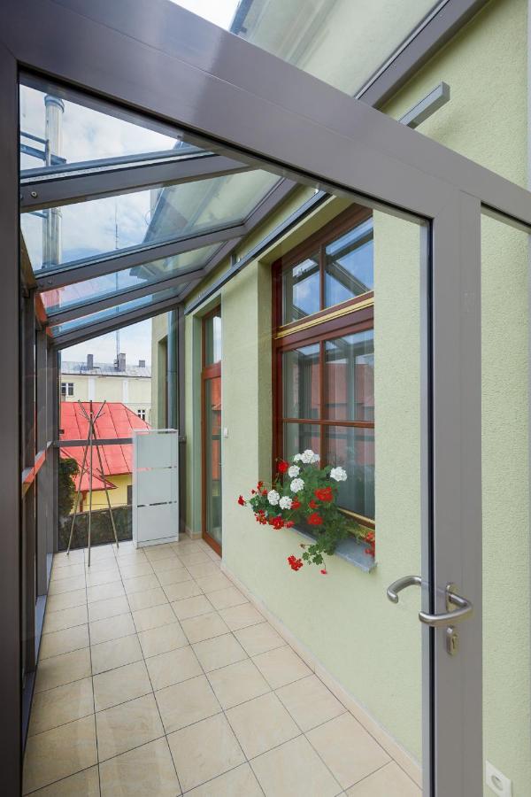 Prestige Apartamenty Vinci Centrum 凯尔采 外观 照片